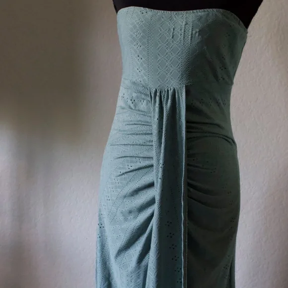 Chic Me Strapless Eyelet Maxi Dress | Sage Green | Size Medium - Picture 2 of 5
